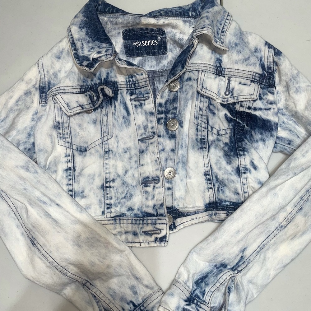 Faded Distressed Cropped Jean Jacket